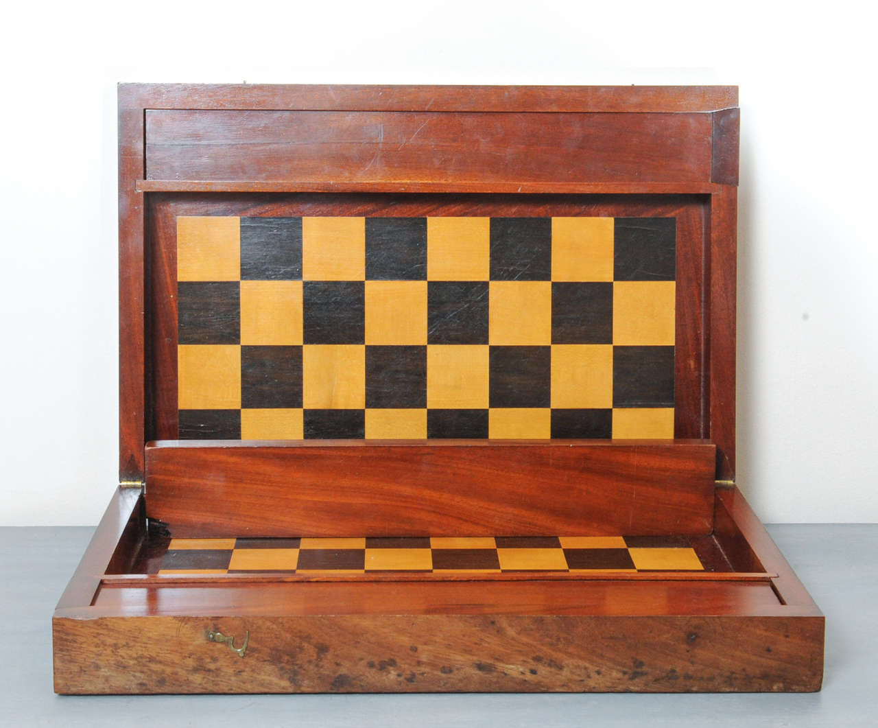 19th Century French Chess Box For Sale 3