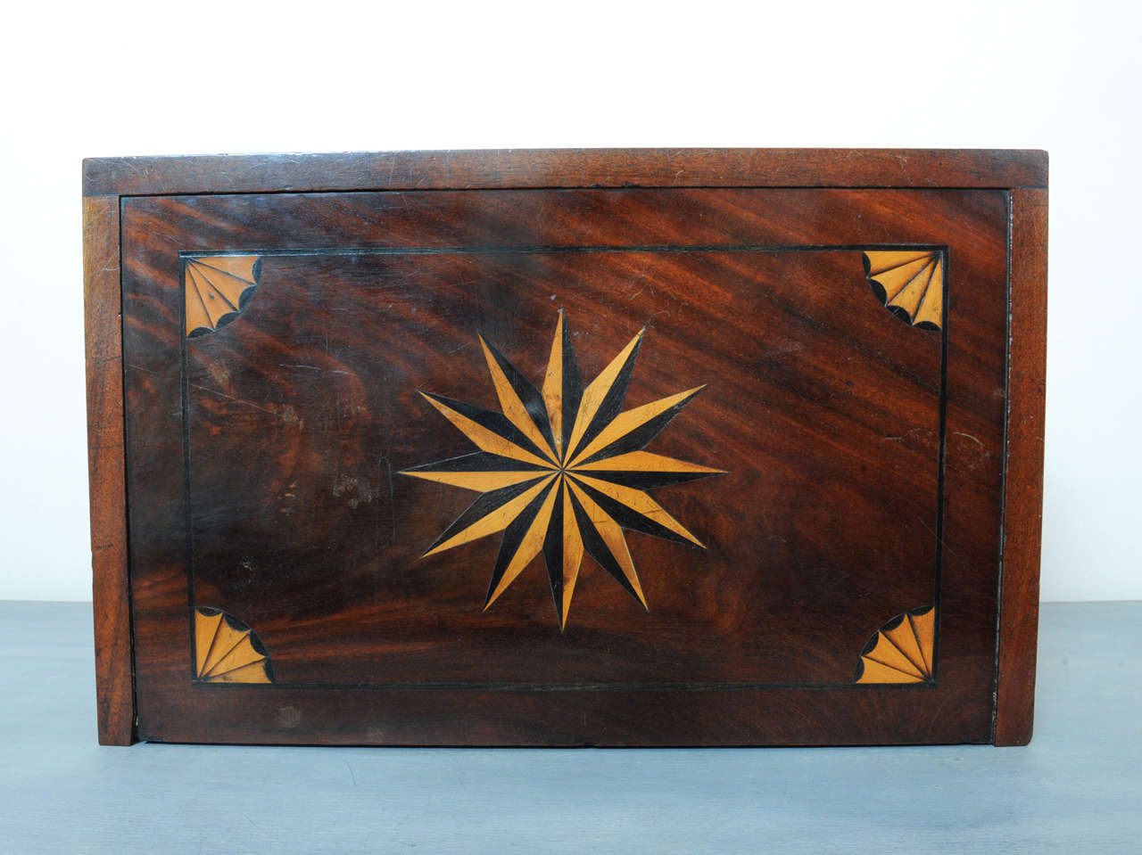 19th Century French Chess Box For Sale 6