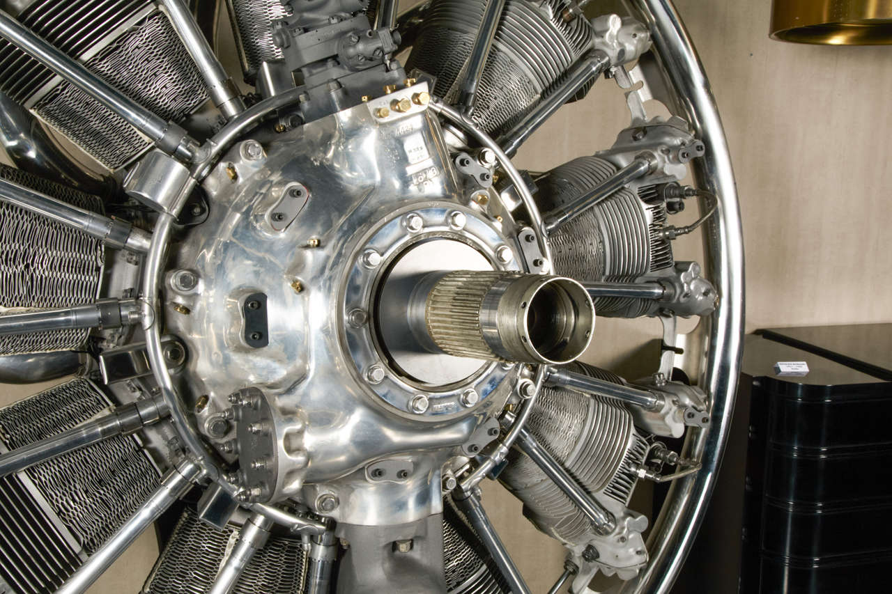 Mid-20th Century Rare Wright R 1820 Cyclone 9 Plane Engine