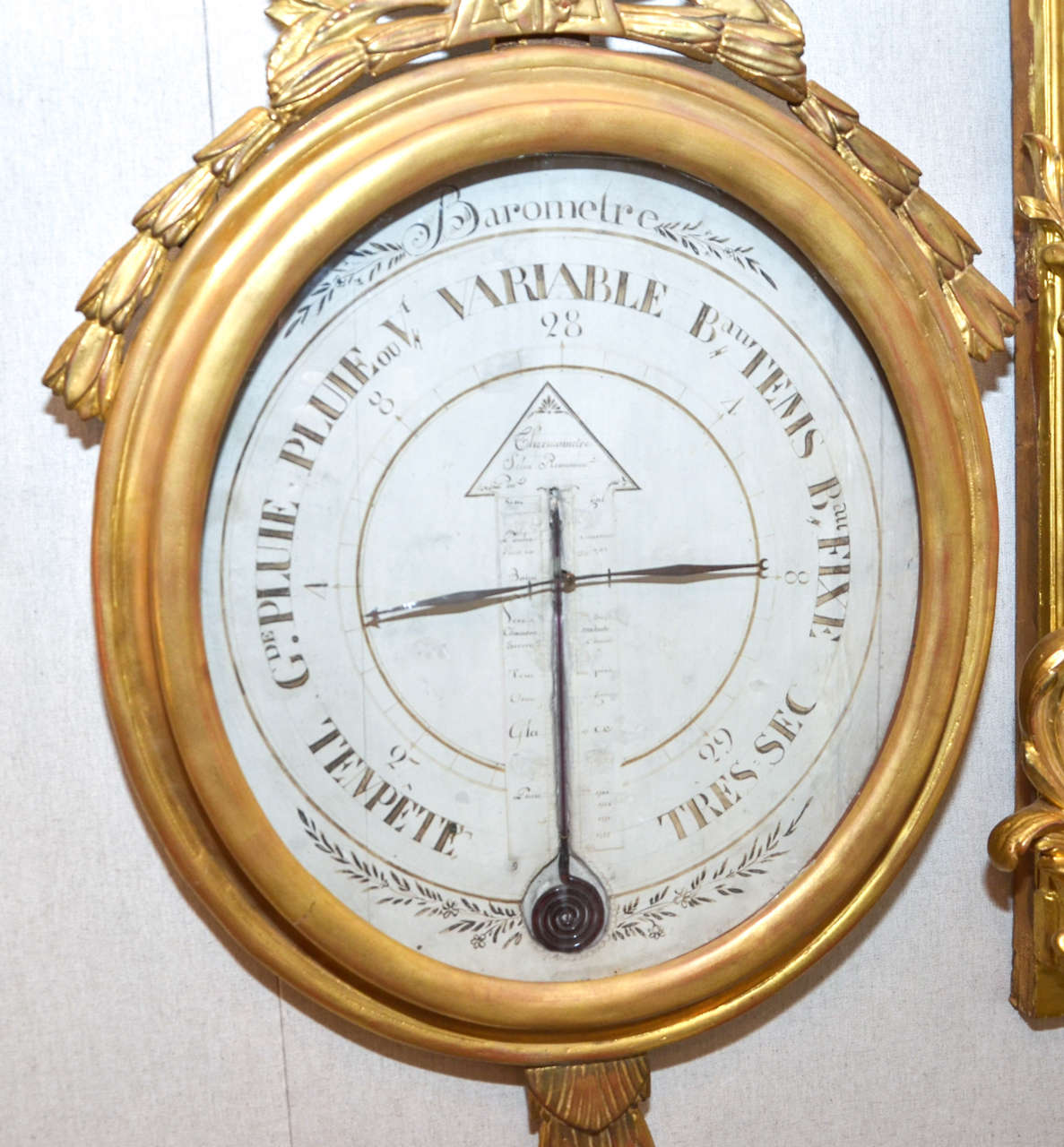 Gorgeous gilded wood Louis XVI barometer. In Excellent Condition For Sale In Paris, FR