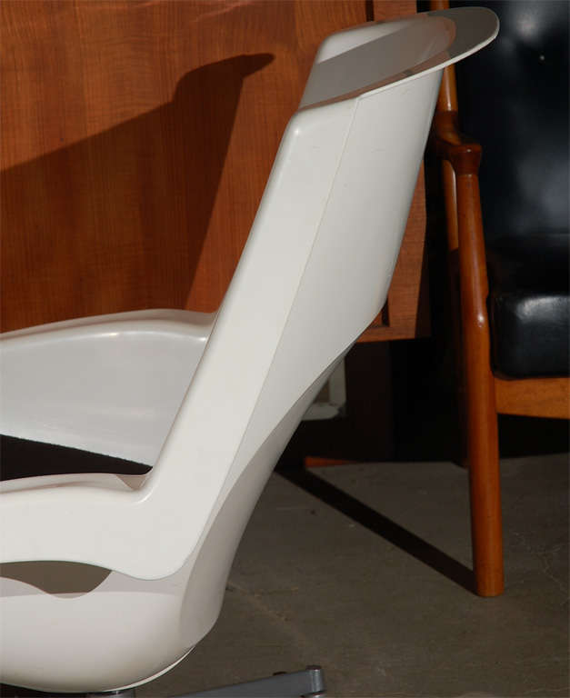 Late 20th Century 'Alpha' Chair by Paul Tuttle For Sale