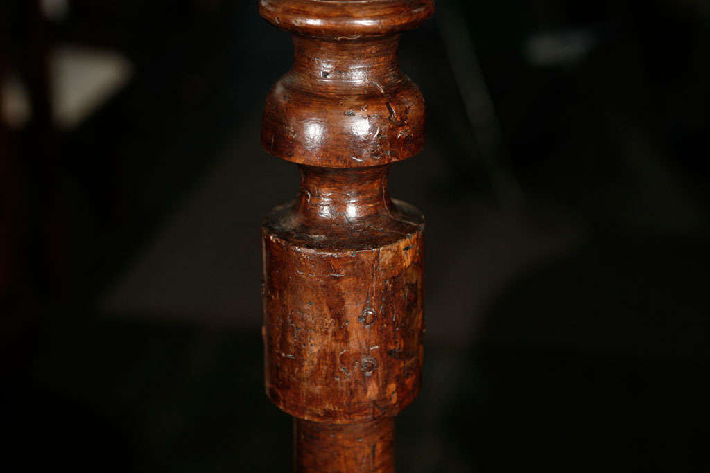 English Turned Walnut Post as Lamp, circa 1820 2