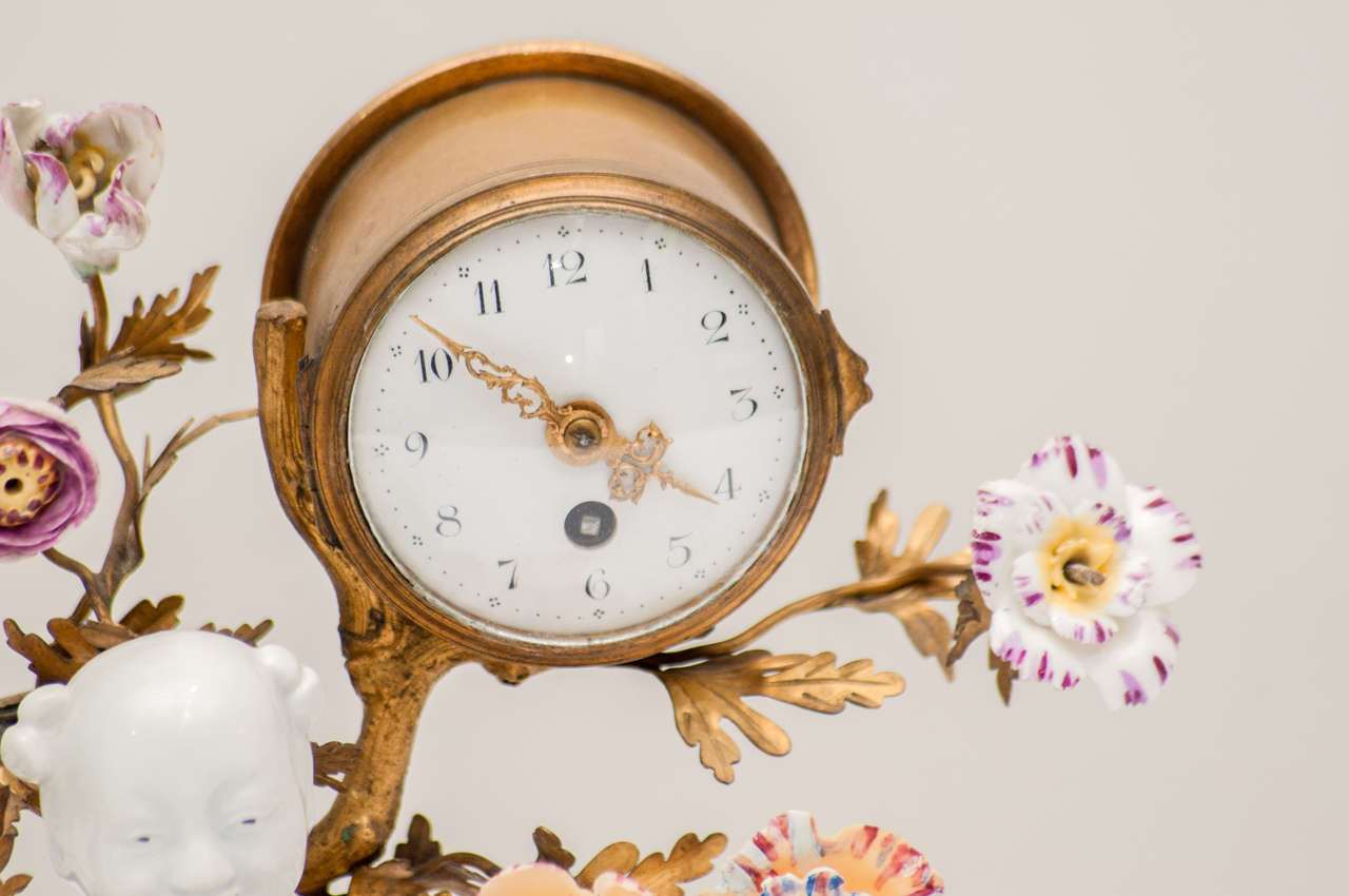 Louis XVI Chinese Porcelain & Gilt Bronze Clock For Sale 2