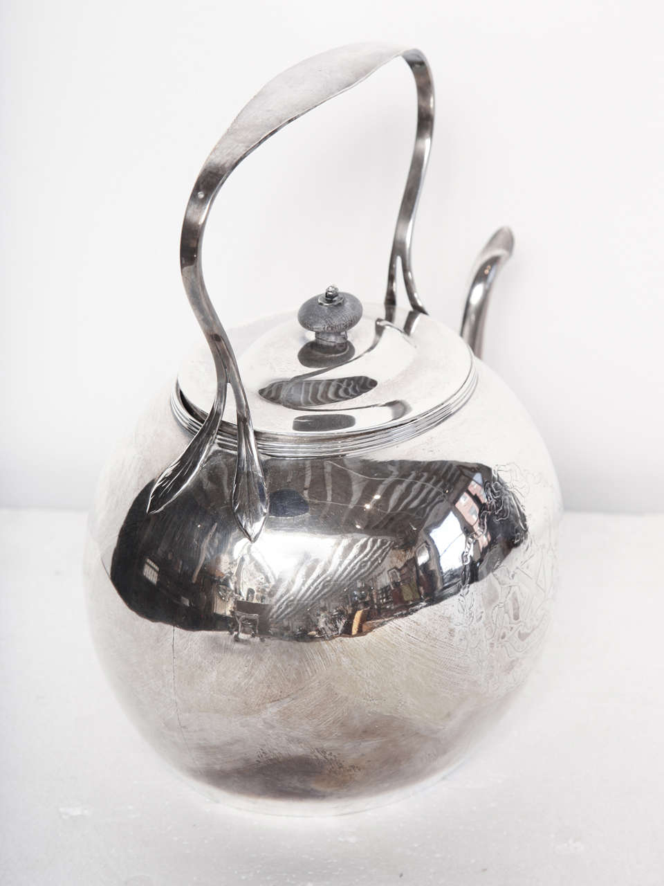 Early 19th Century George III Hot Water Kettle For Sale 5