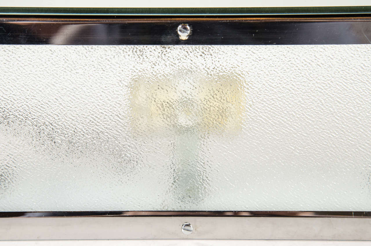 Moderne Waschtischlampe aus strukturiertem Glas mit abgeschrägten Spiegeln und Reliefs, Mitte des Jahrhunderts im Zustand „Hervorragend“ im Angebot in New York, NY