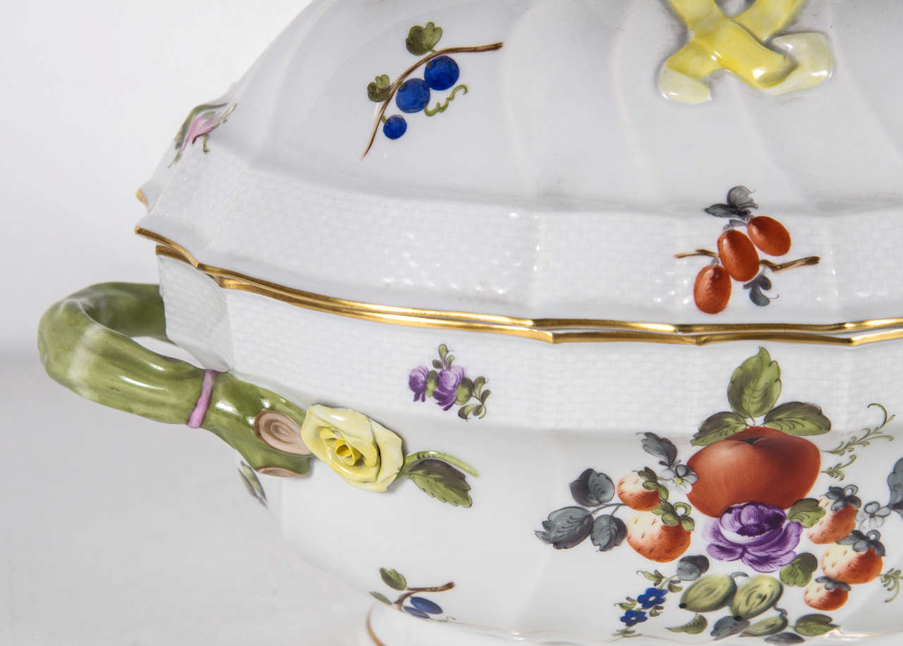 Hungarian Exquisite and Fine Porcelain Tureen by Herend