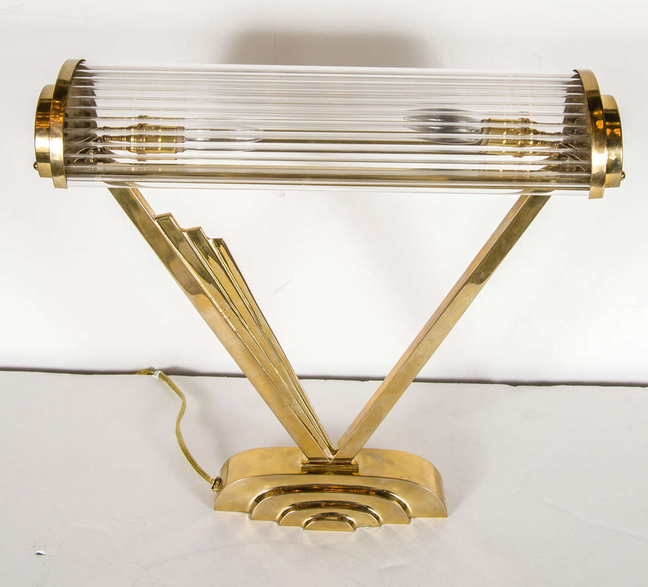 French Art Deco Machine Age Brass Desk Lamp in the Manner of Josef Hoffman
