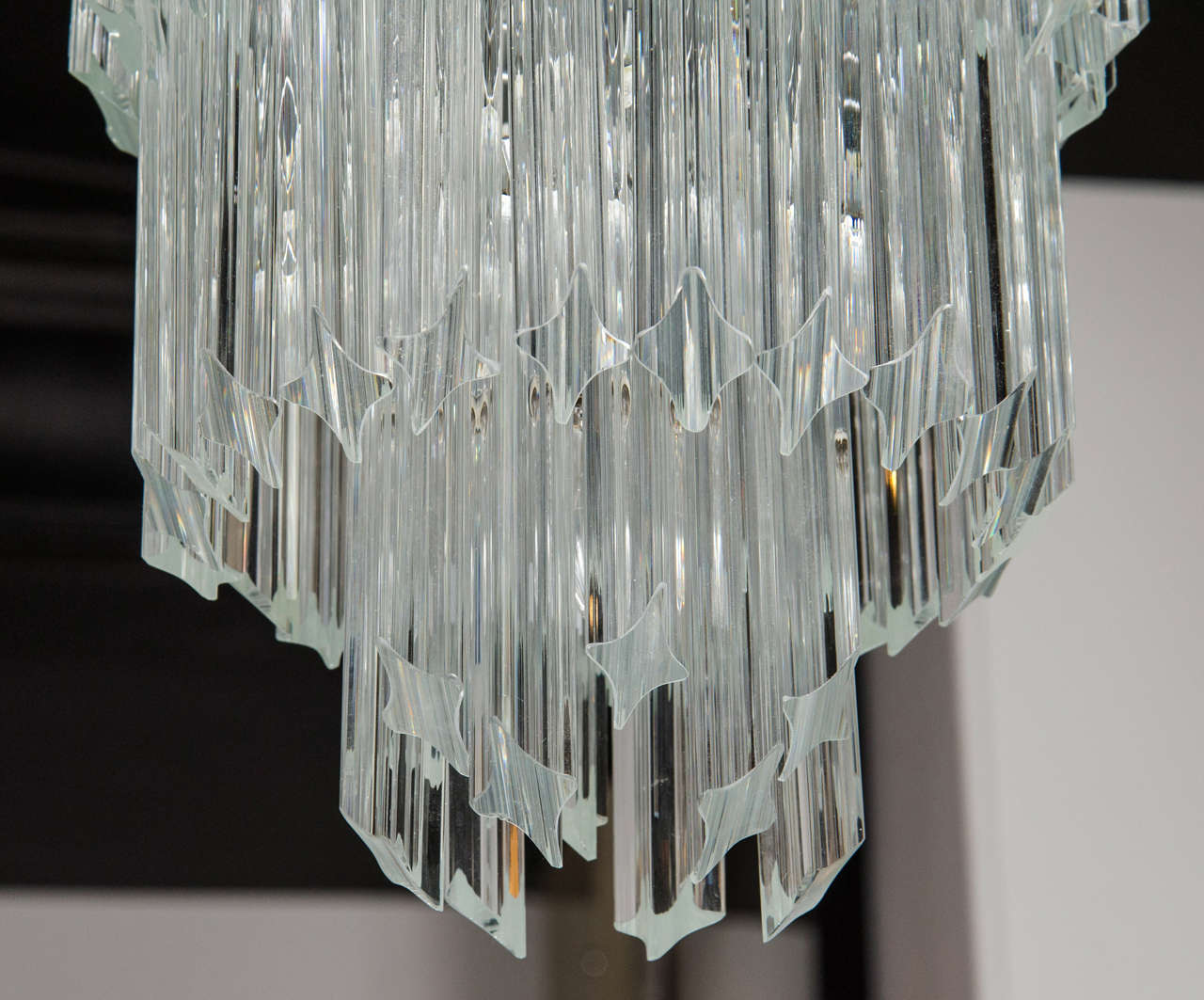 Mid-Century Modernist Scalloped Four-Tier Cut Triedre Crystal Camer Chandelier 1