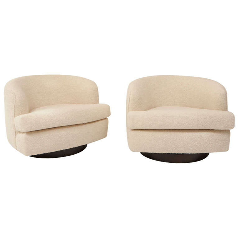 Boucle Swivel Chair - 13 For Sale on 1stDibs