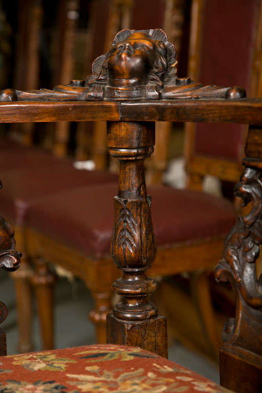 Antique Victorian Corner Chairs W/ Cherub Heads In Good Condition In Stamford, CT