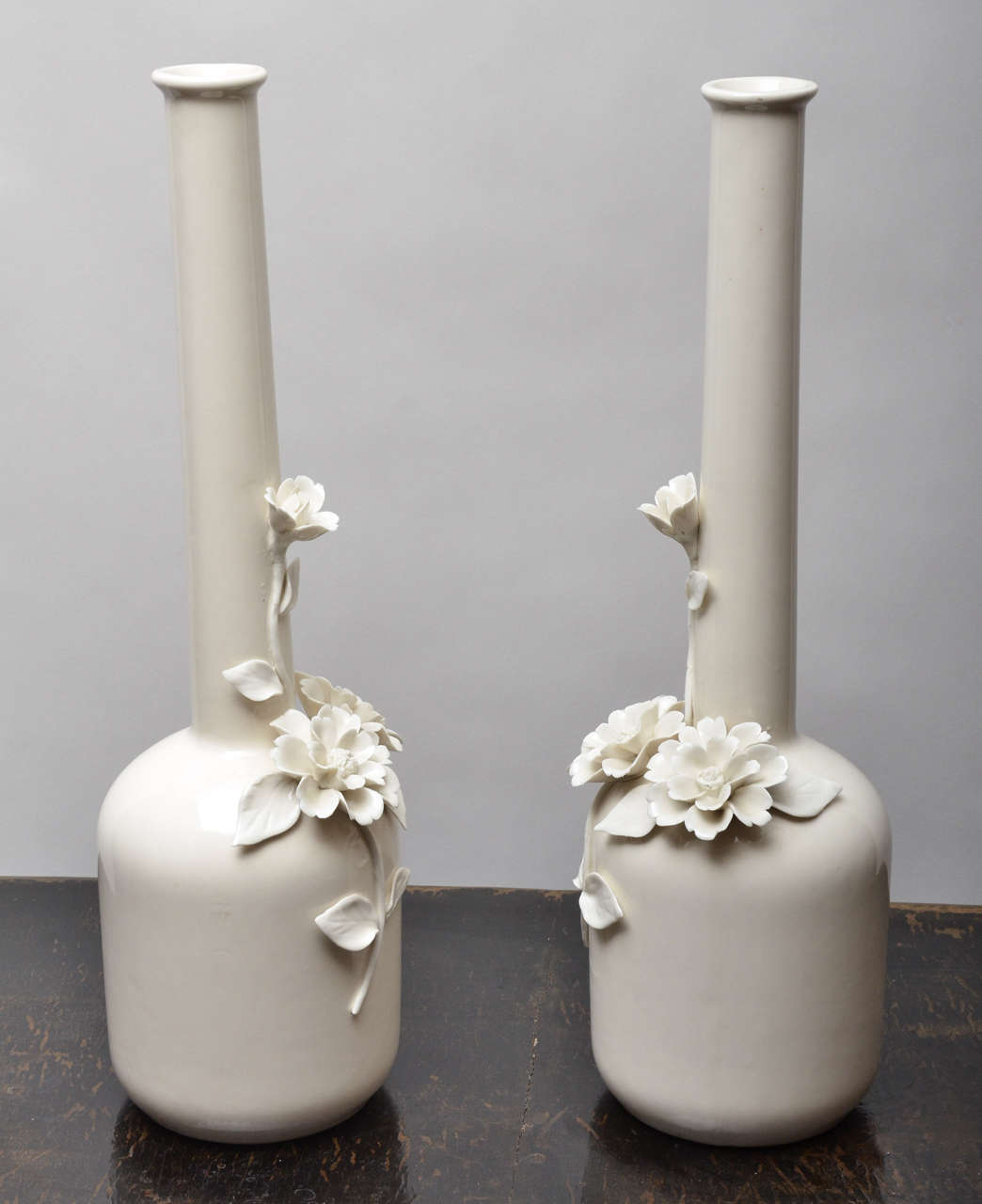 Vases In Excellent Condition In East Hampton, NY