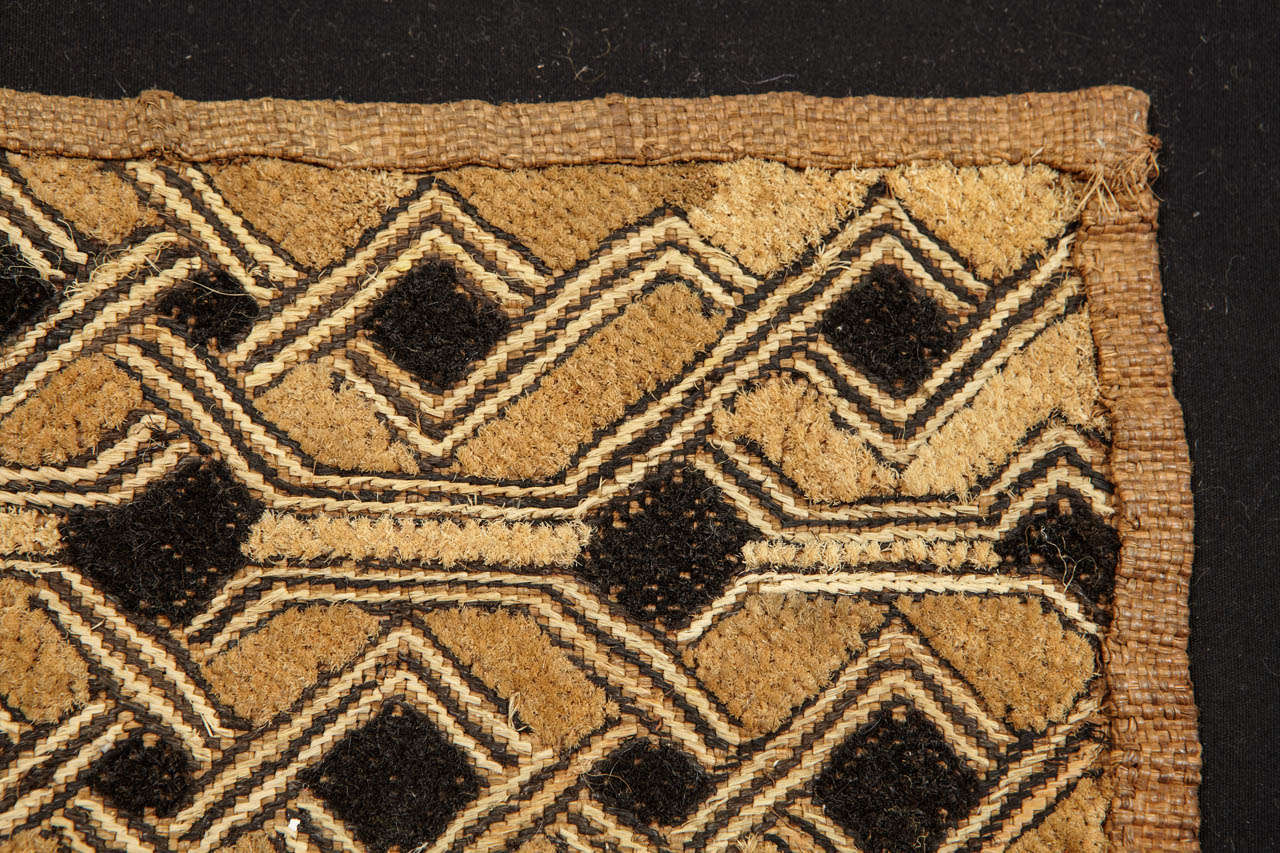 Congolese Vintage Kuba Raffia African Textile