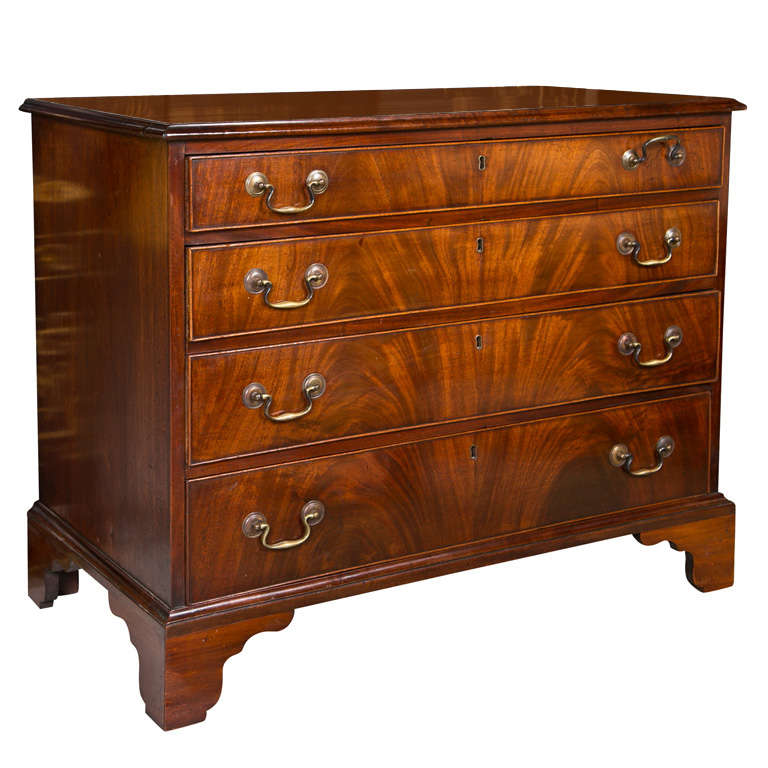 Mahogany English Chest of Drawers with Pull Out Desk