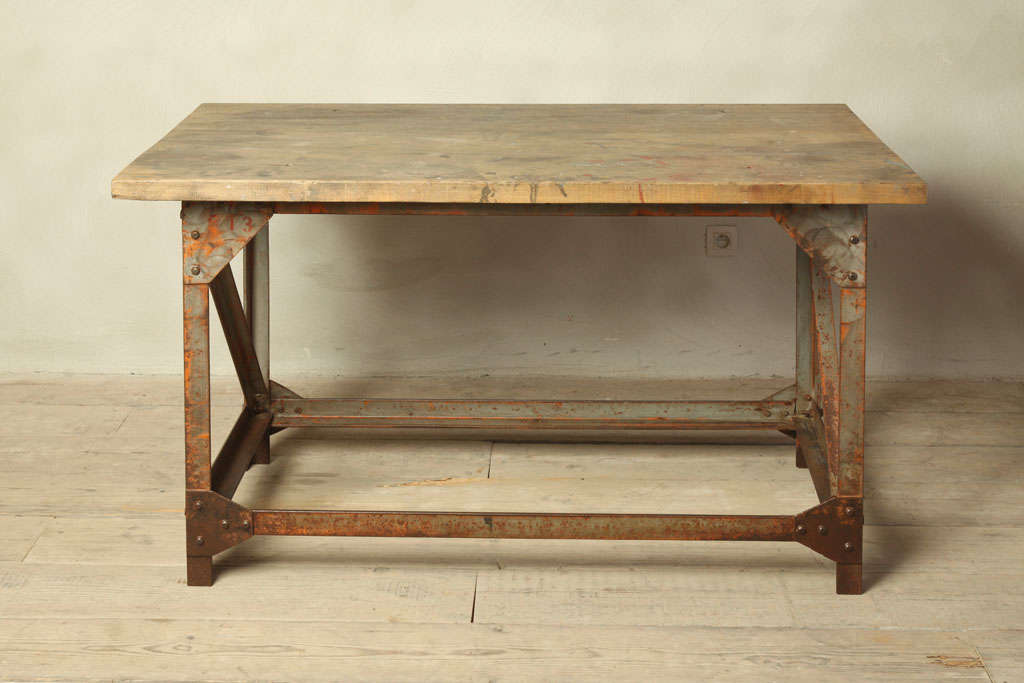 Industrial Centre Table