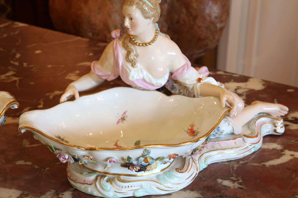 German Pair of 19th Century Meissen Sweet Meat Dishes