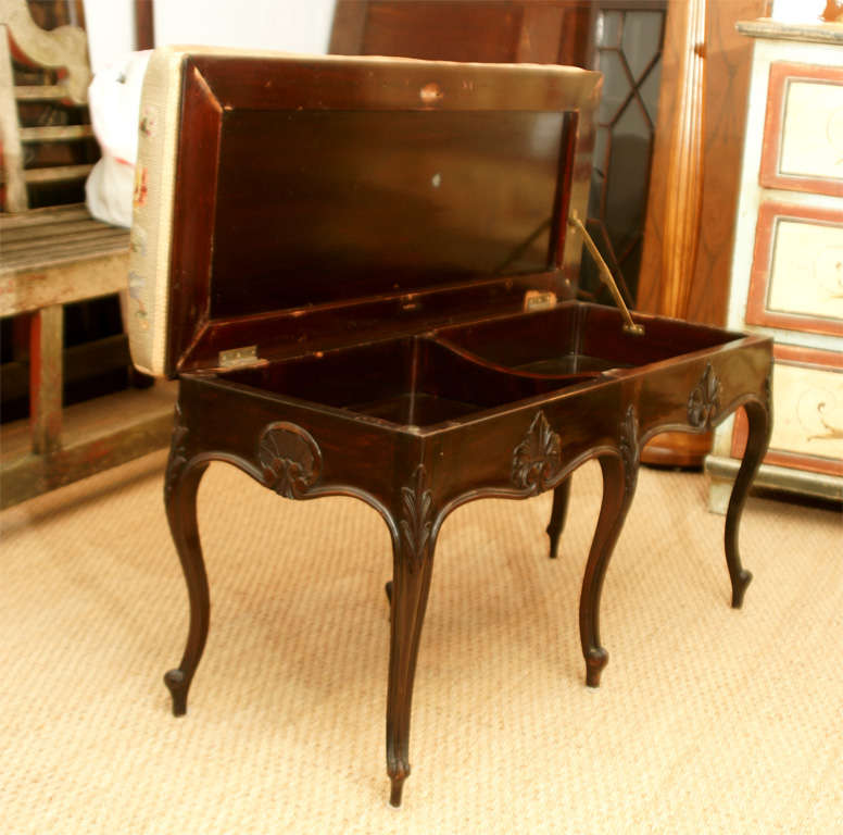 antique mahogany piano bench