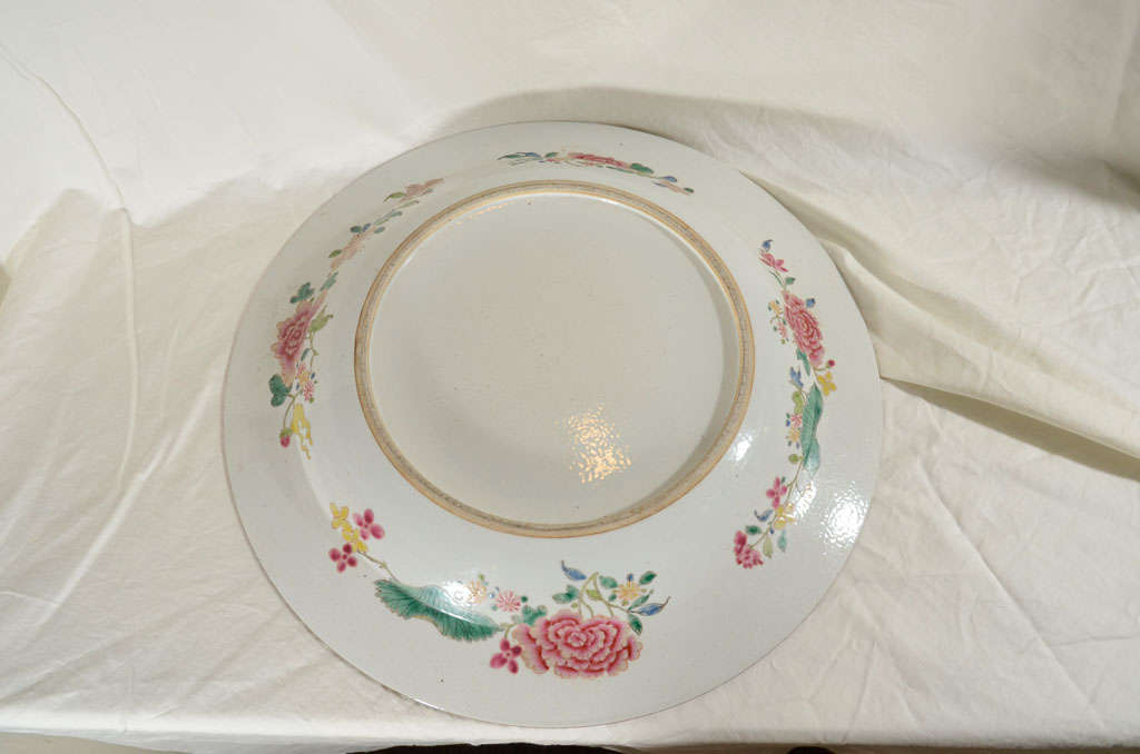 A Large  18th Century Famille Rose Chinese Export Charger 4