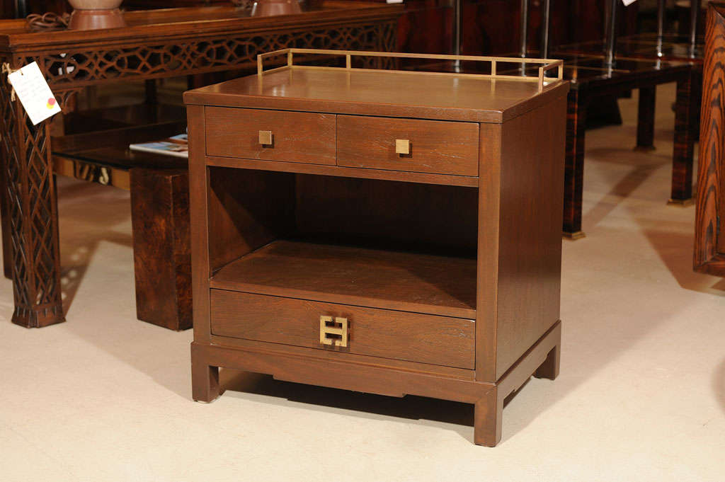 Walnut  Moderne Sidetable