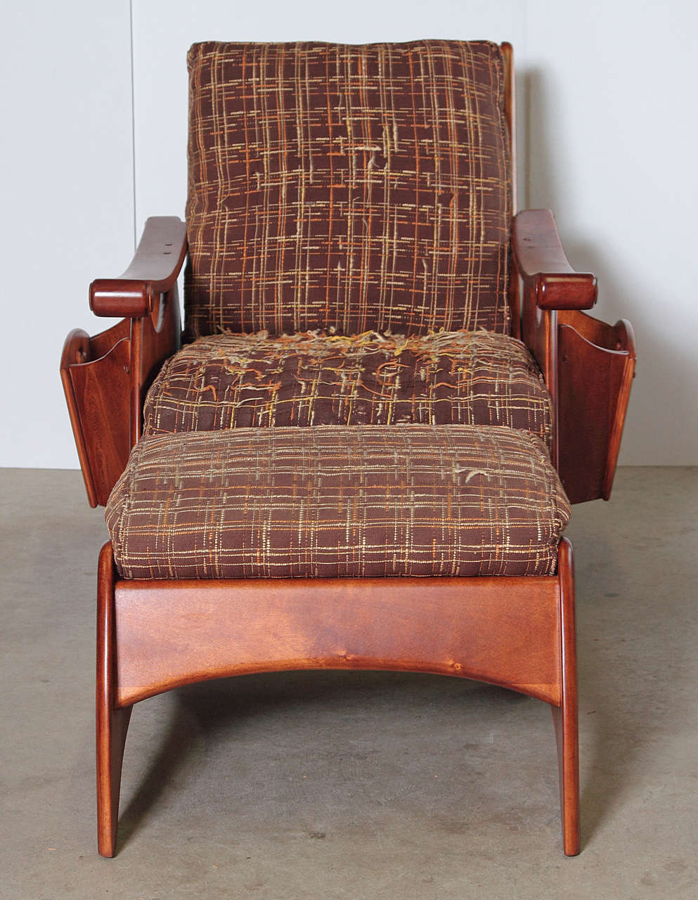 Sitzmöbel des Art déco Heywood Wakefield von Gilbert Rohde mit Original-Stoff, rotiert im Angebot 2