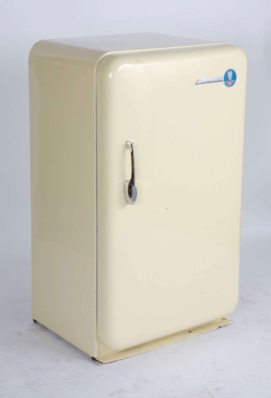 An original 1960s colonial fridge made by LEC in working order. UK portable appliance tested.