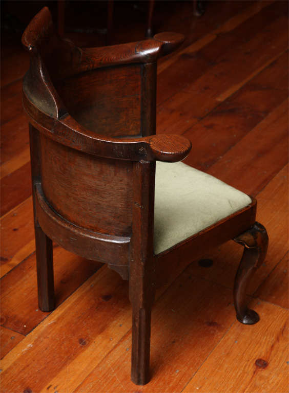 George I Figured Elm and Oak Corner Desk Chair, English, circa 1725 4