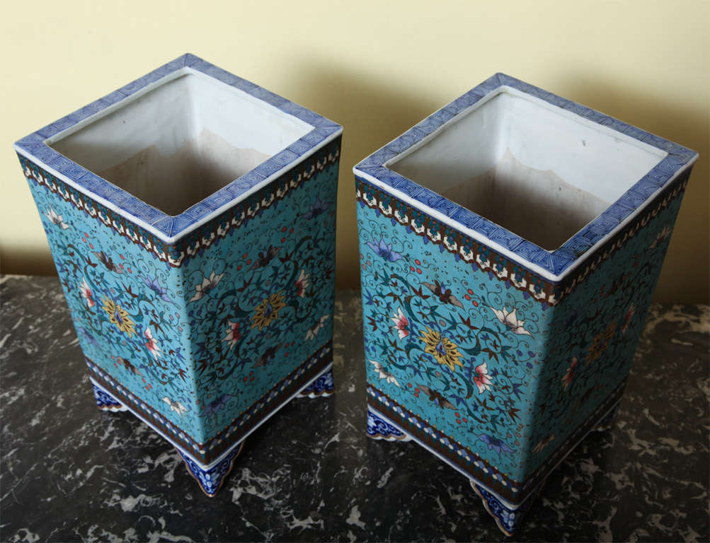 Fine pair of Japanese cloisonne porcelain cache pot. 2