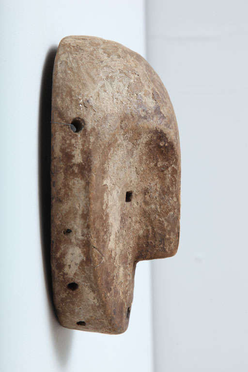 20th Century Face mask from theYaka people of the Congo For Sale