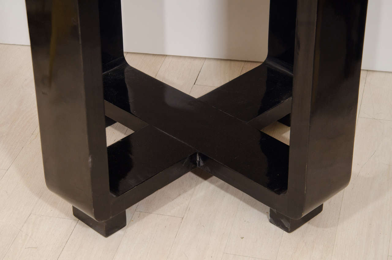 Round Black Lacquered Table at 1stdibs