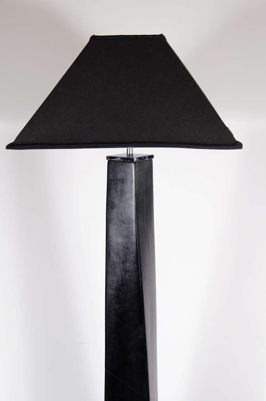 Leather Wrapped Columnar Floor Lamp in the Manner of Karl Springer In Excellent Condition In New York, NY