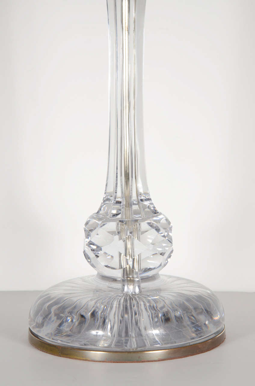 Exquisite Art-Déco-Kristall-Tischlampe von Baccarat (Art déco) im Angebot
