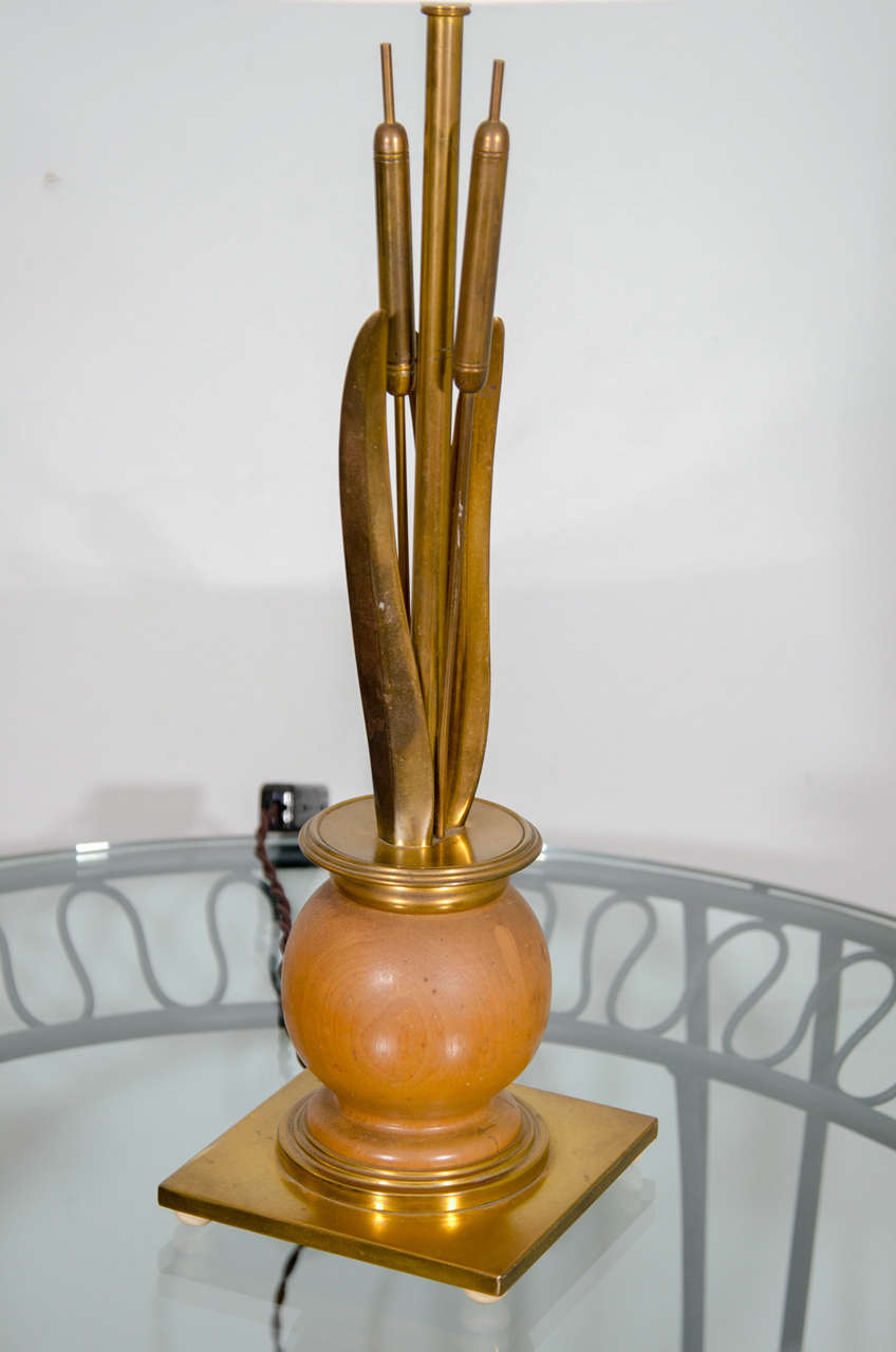 Brass Cat Tail  Table Lamp In Distressed Condition In Newburgh, NY