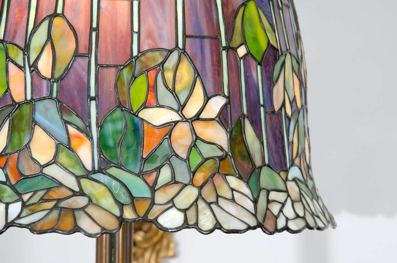 Contemporary Stained Glass Table Lamp Inspired by Tiffany In Good Condition In Astoria, NY