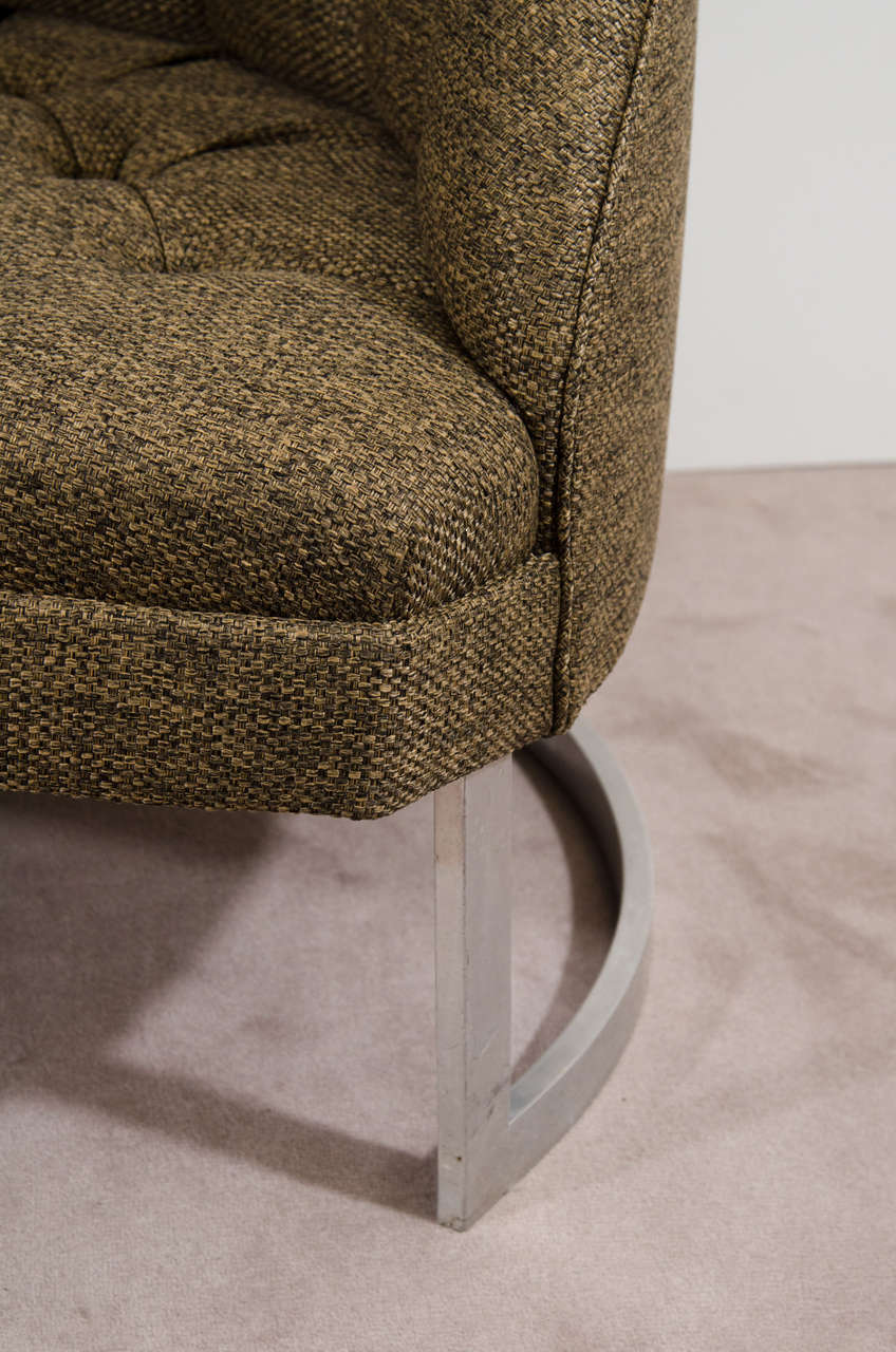 Mid-Century Modern Wonderful Pair of Monumental Milo Baughman Barrel Back Lounge Chairs For Sale