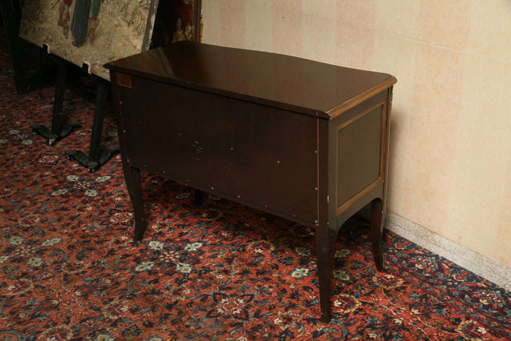 Pair of Jacques Bodart French-Style Commodes 4