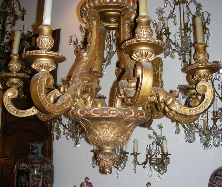 End of 19th Century Sculpted Wood Chandelier For Sale 1