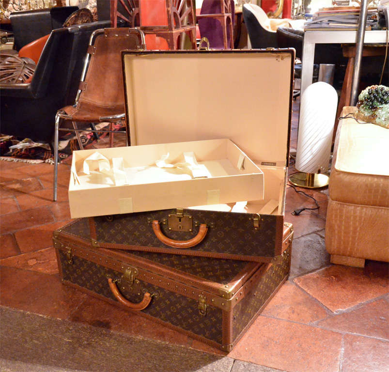 20th Century Set of Three Louis Vitton Vintage Suitcases