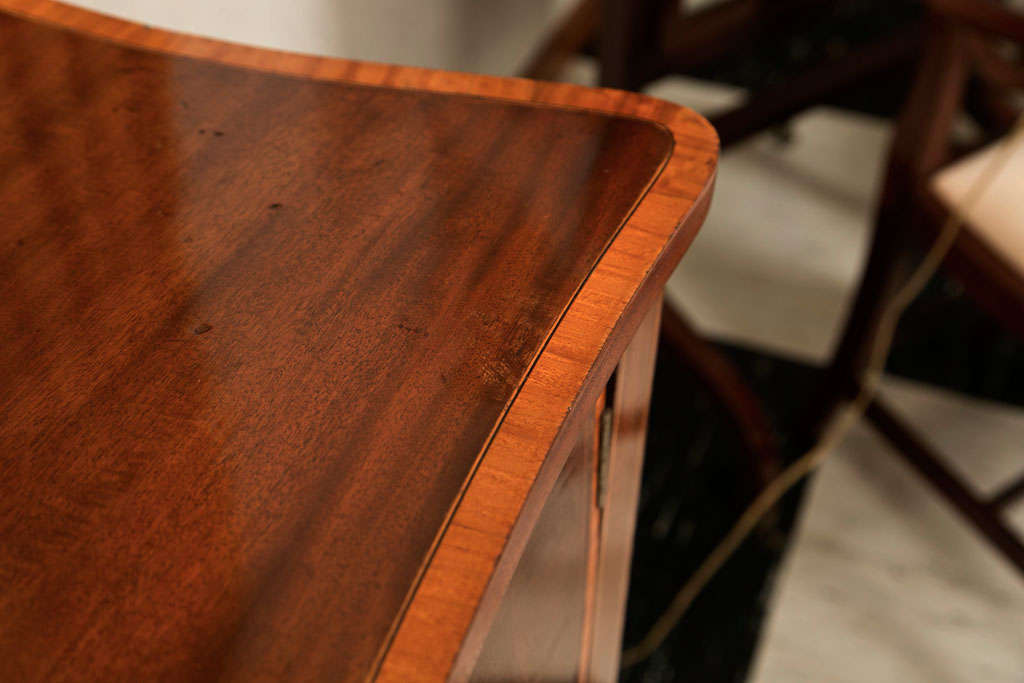 English Mahogany Serpentine Sideboard with Banding