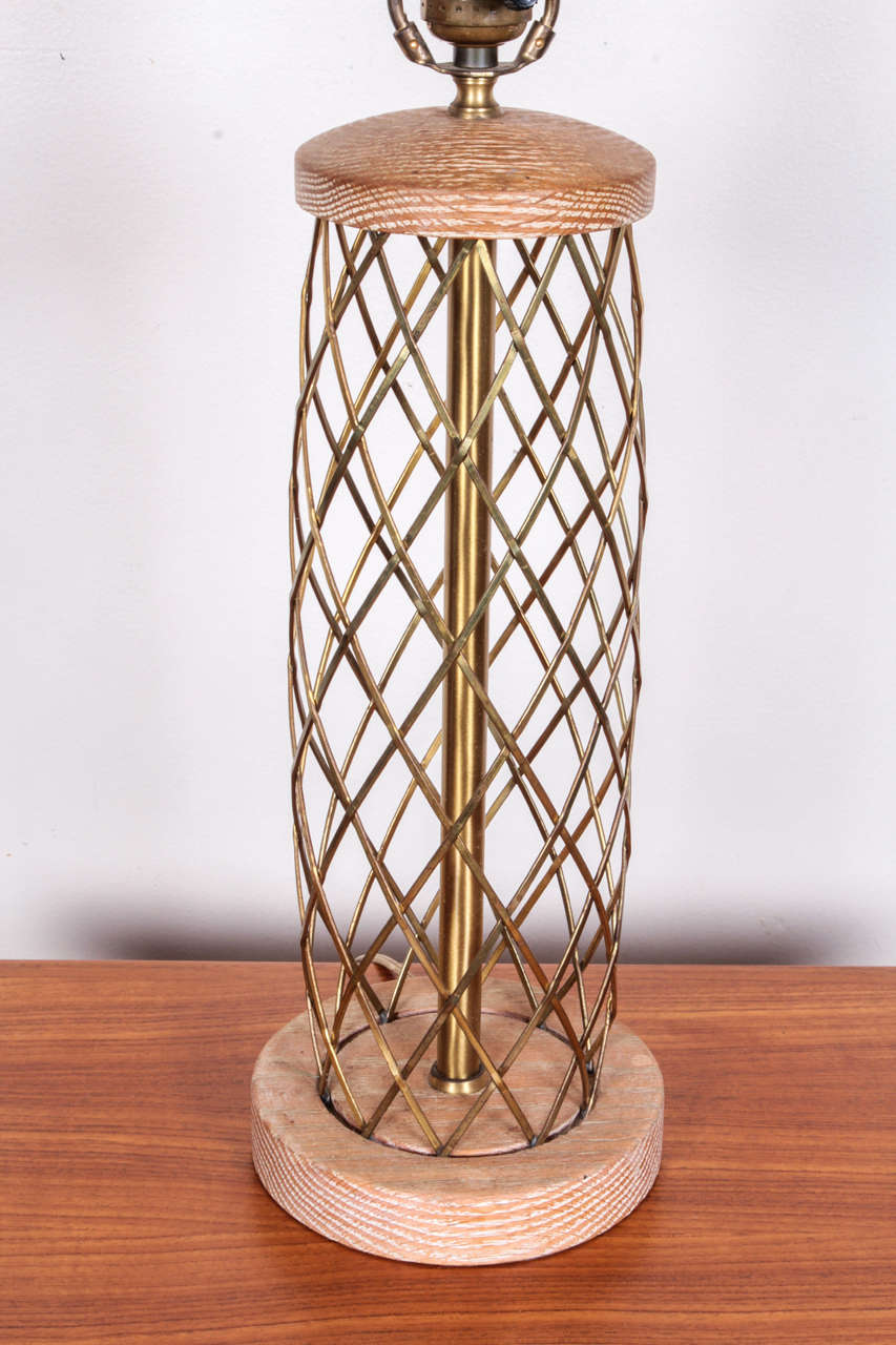 Pair of Mid-Century Modernist Cerused Oak and Brass Lamps In Good Condition For Sale In New York, NY