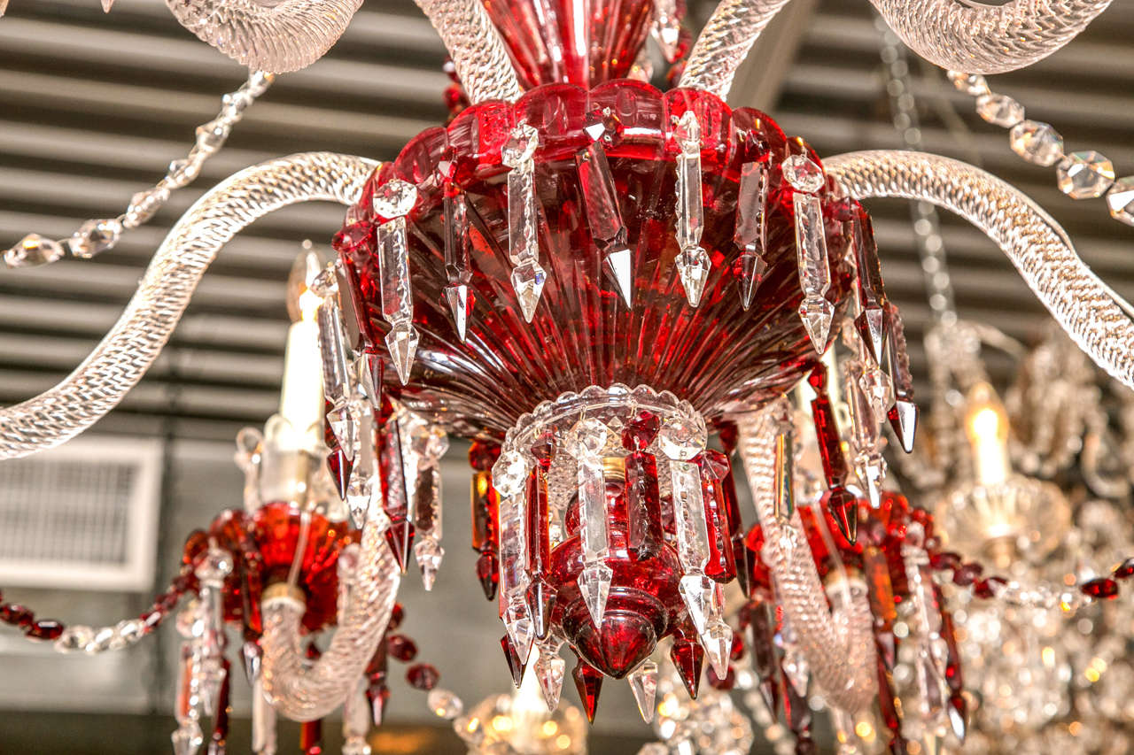 English Crystal Chandelier In Excellent Condition For Sale In Stamford, CT