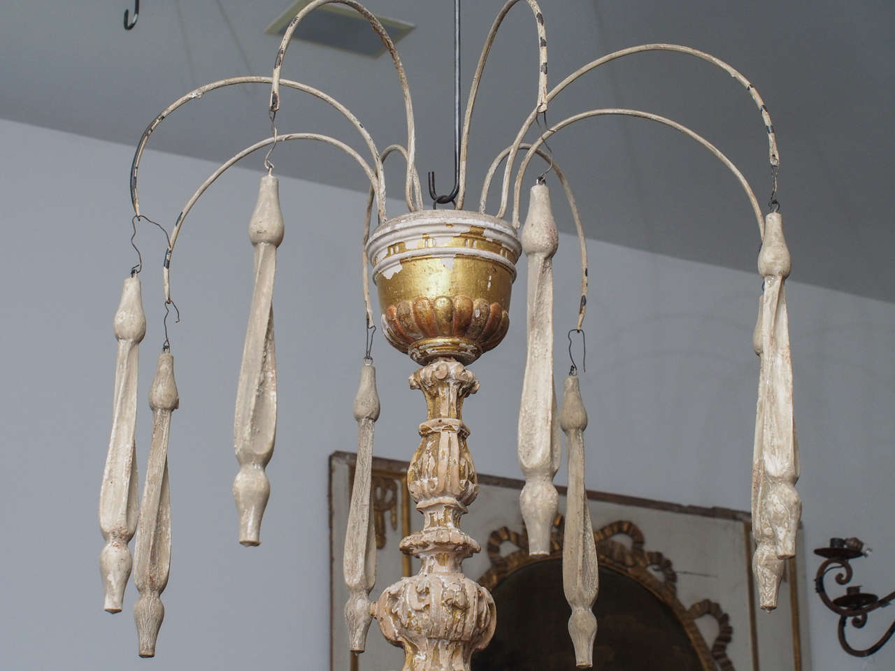 Baroque Italian Carved Gilded Wood and Iron Chandelier For Sale