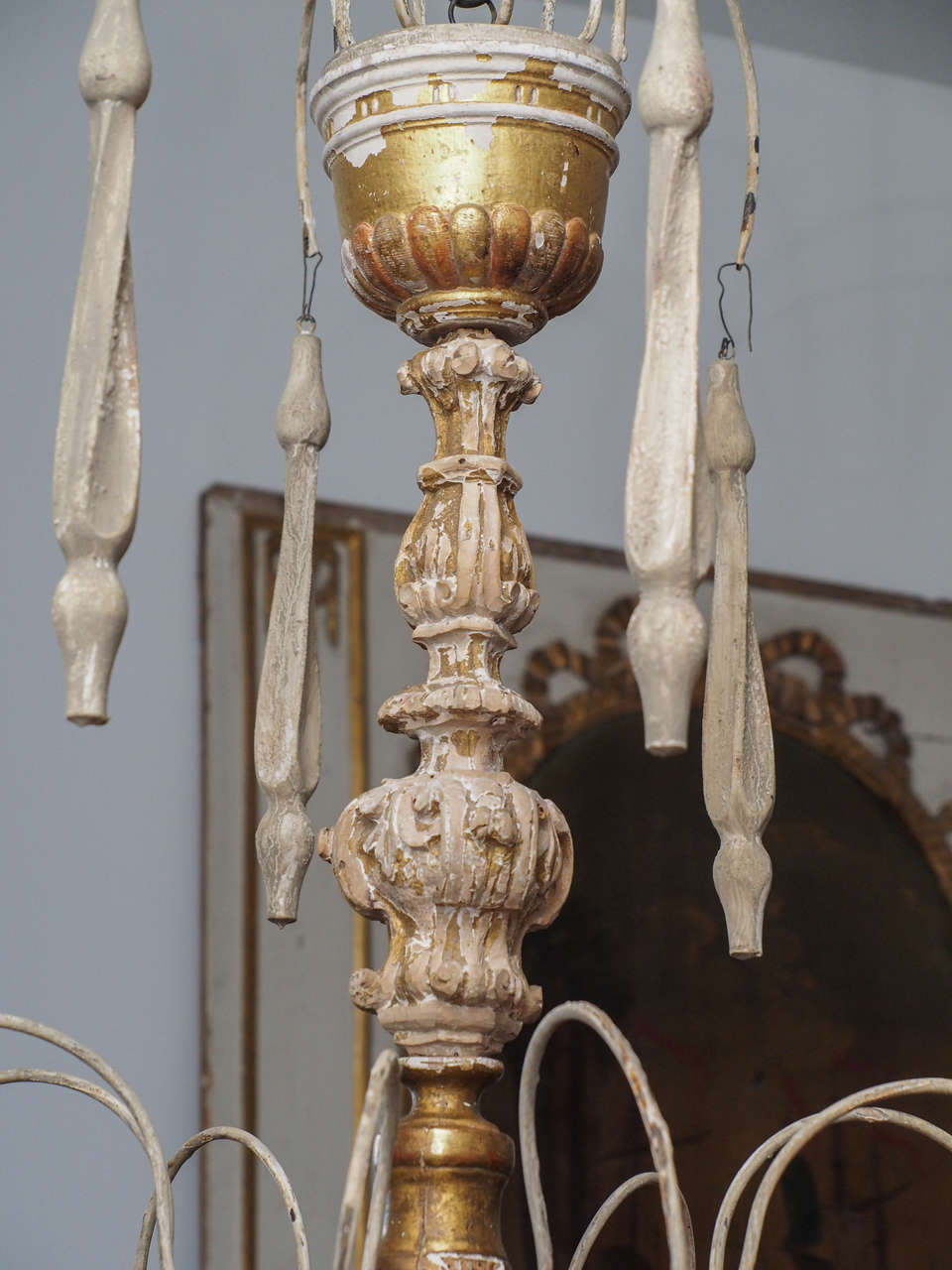 European Italian Carved Gilded Wood and Iron Chandelier For Sale