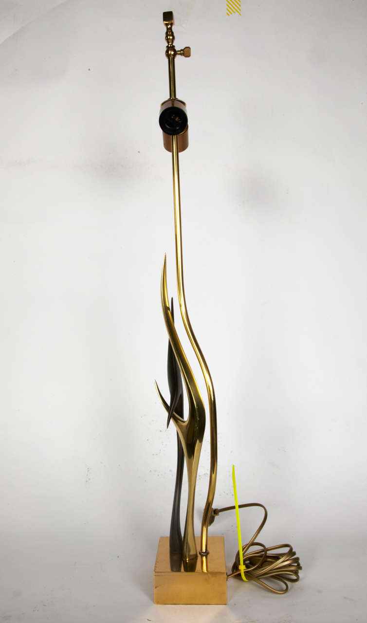 Pair of Sculptural Bronze Lamps by Willy Daro For Sale 1
