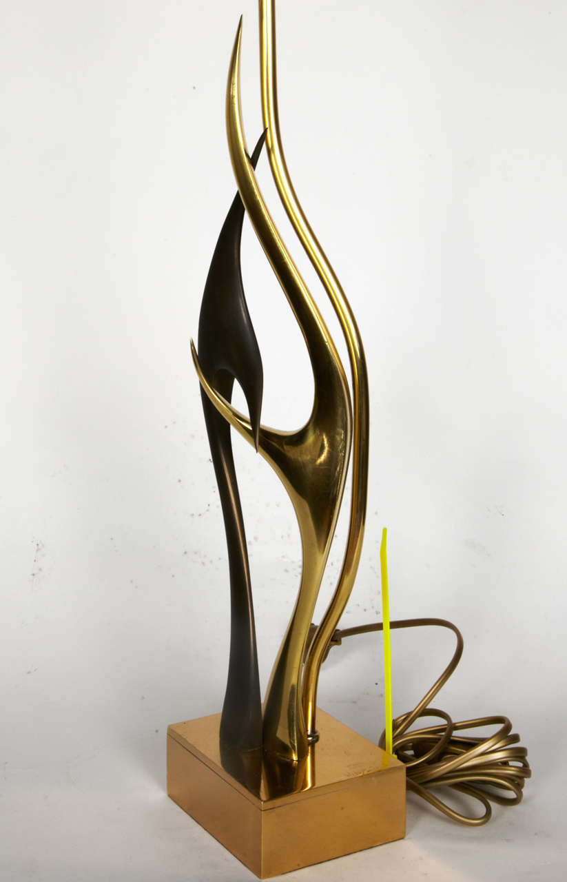Pair of Sculptural Bronze Lamps by Willy Daro For Sale 2