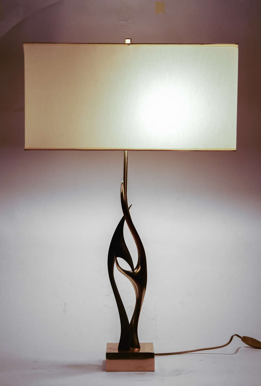 Pair of Sculptural Bronze Lamps by Willy Daro For Sale 5