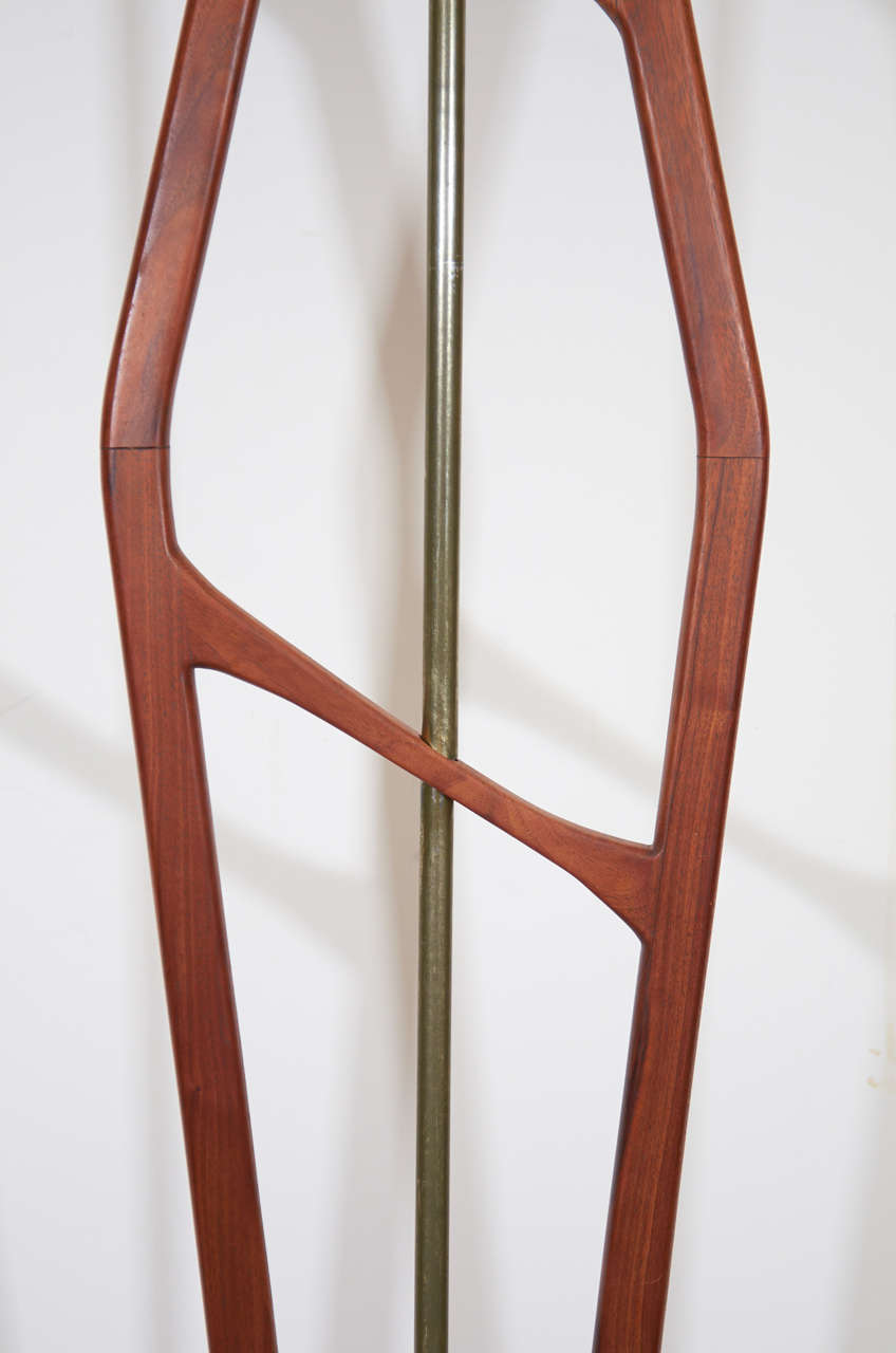 Mid Century Teak Floor Lamp with Brass Detailing In Good Condition In New York, NY