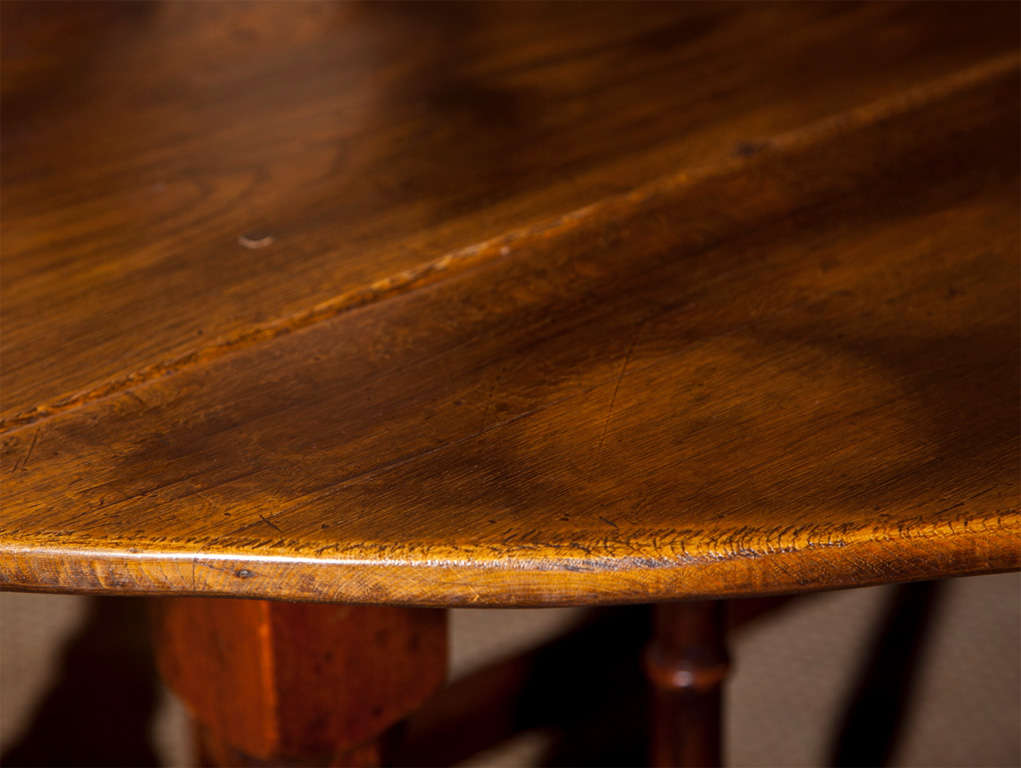 Oak Large  Drop Leaf Gate Leg Dining Table