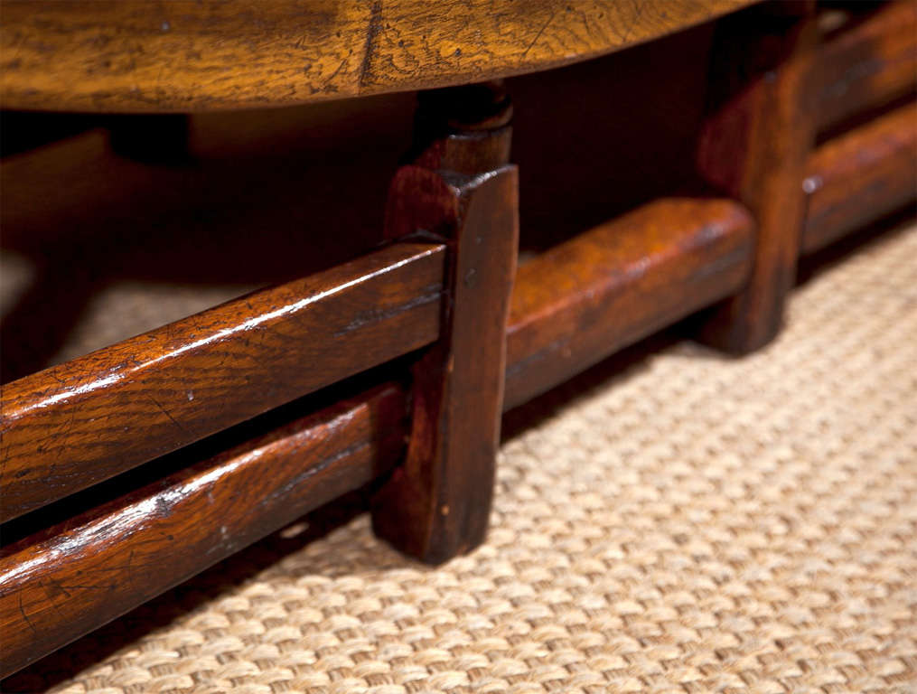 Large  Drop Leaf Gate Leg Dining Table 4