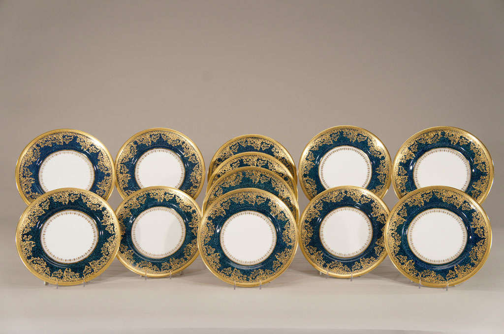 Set of 12 Royal Doulton "Shagreen" Teal Dinner Plates