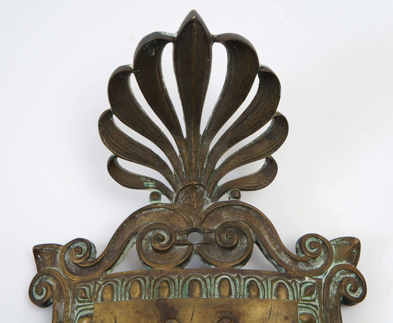 Appliques murales néoclassiques en bronze des Beaux-Arts, vers 1910 Bon état - En vente à Kinderhook, NY