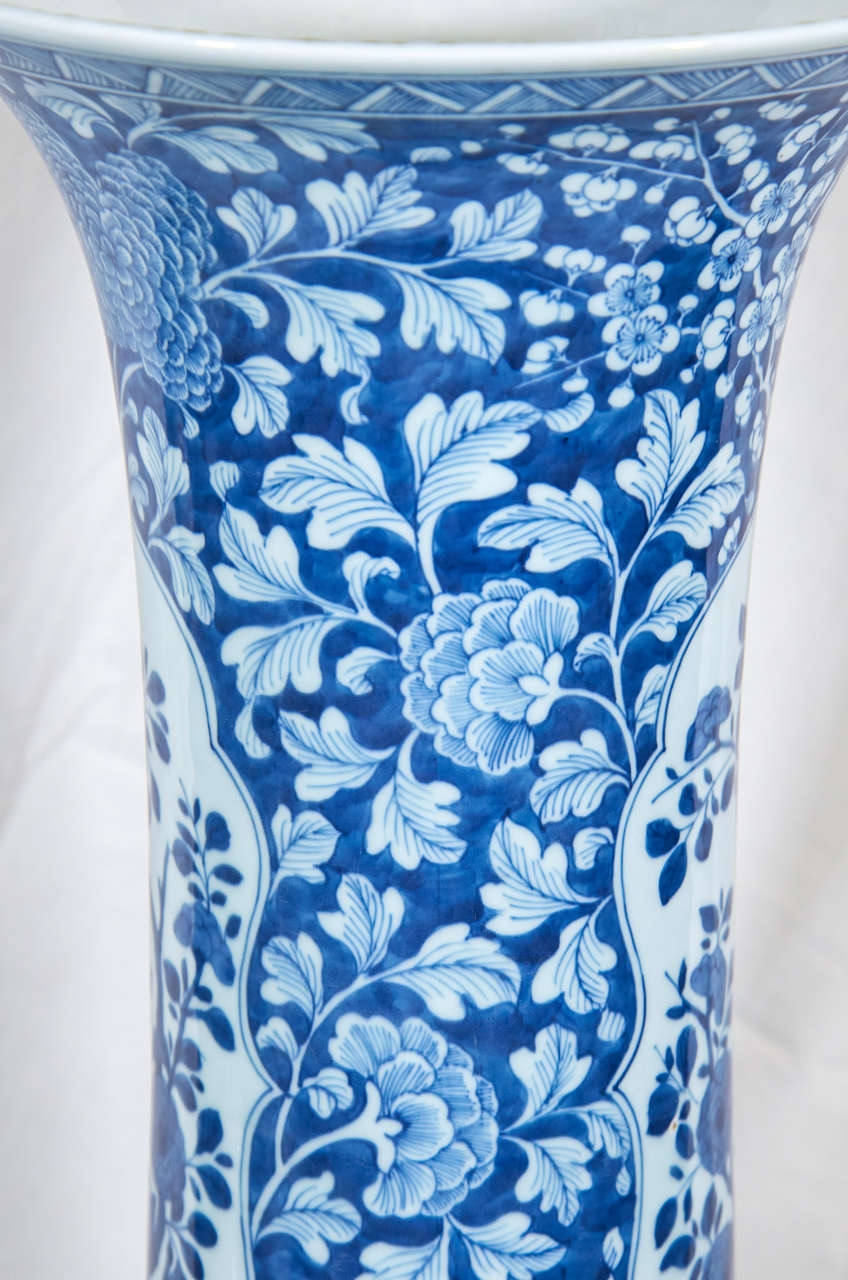 Pair of Large Chinese Blue and White Vases 1